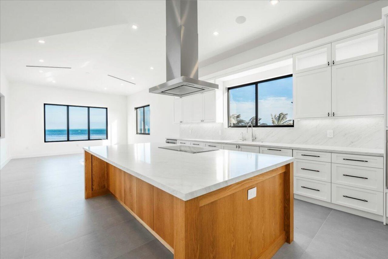 126 Sunrise Drive, Marathon, FL 33050 Photo