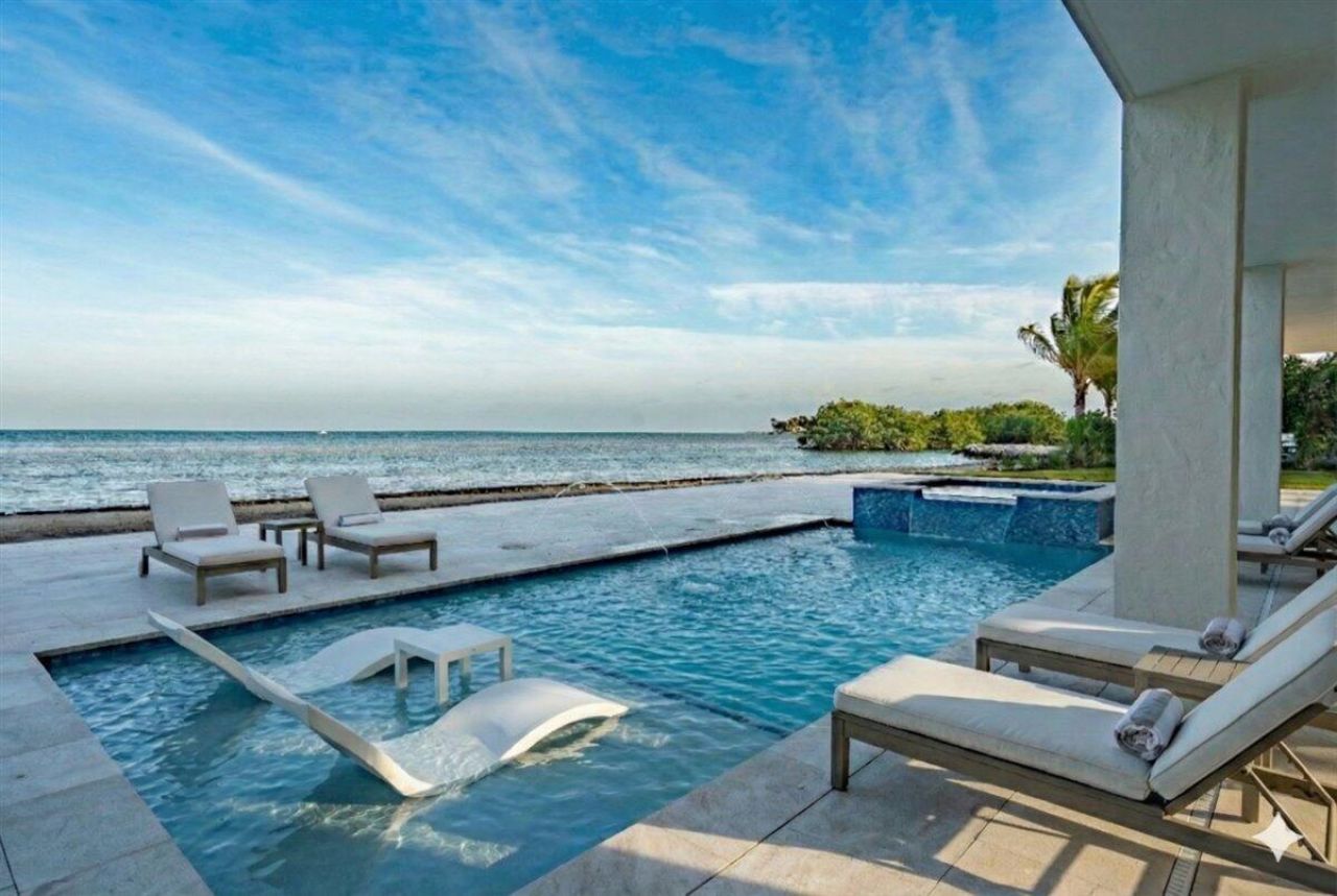 126 Sunrise Drive, Marathon, FL 33050 Photo