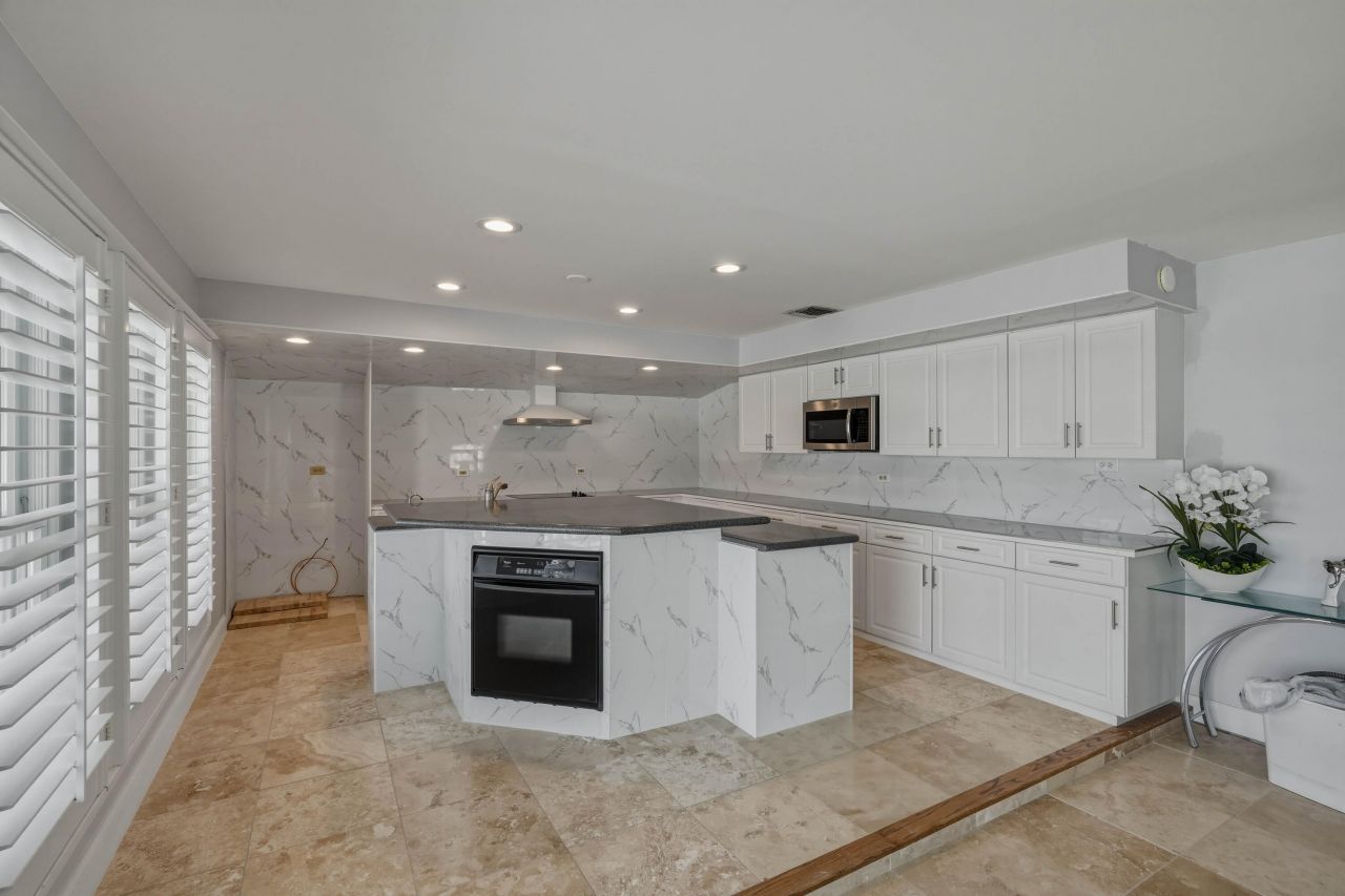 320 5th Street, Key Colony, FL 33051 Photo