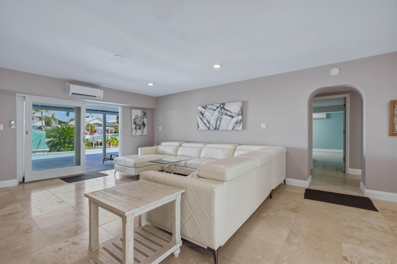 320 5th Street, Key Colony, FL 33051 Photo