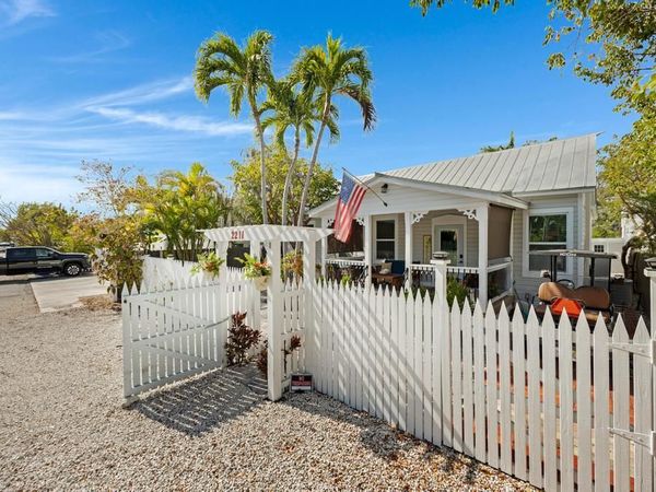 2211 Staples Avenue, KEY WEST, FL 33040