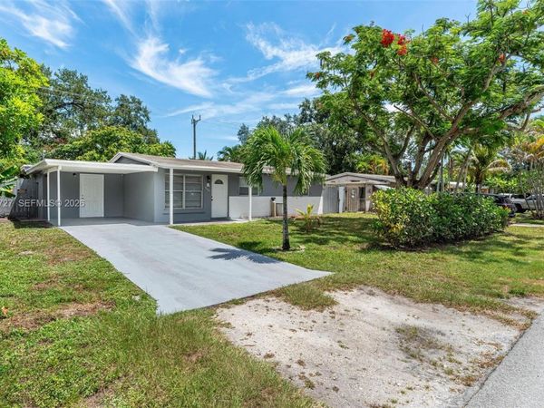 5615 Simms St, Hollywood, FL 33021