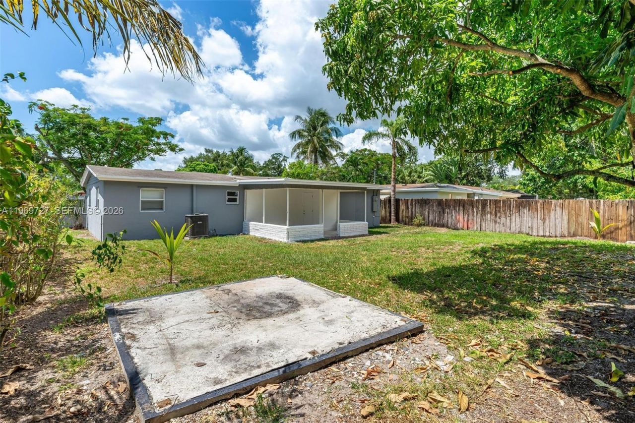 5615 Simms St, Hollywood, FL 33021 Photo