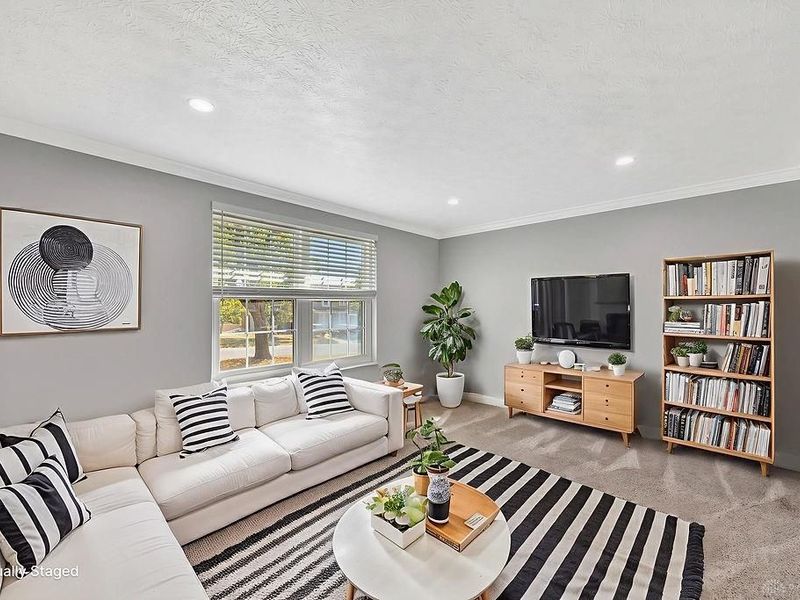 7913 Merryman Way, West Chester, OH 45069 Photo 4