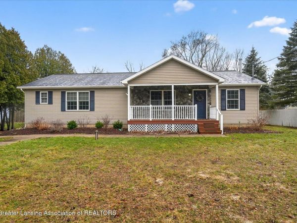 6902 E Clark Road, Bath, MI 48808