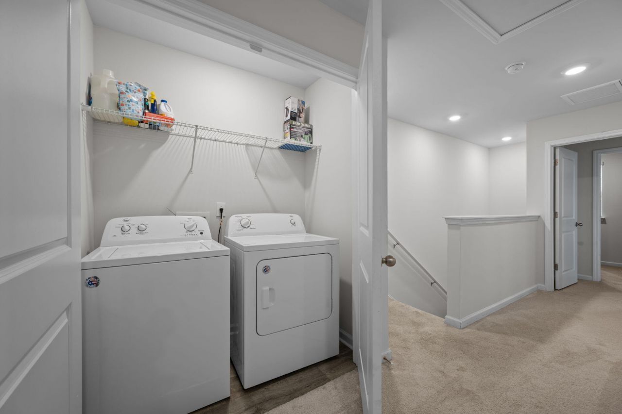 685 Hilchot Drive Photo 12