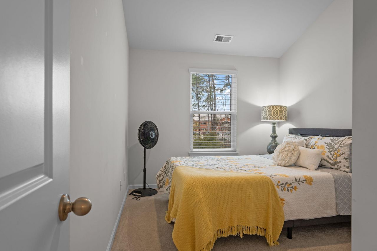 685 Hilchot Drive Photo 13