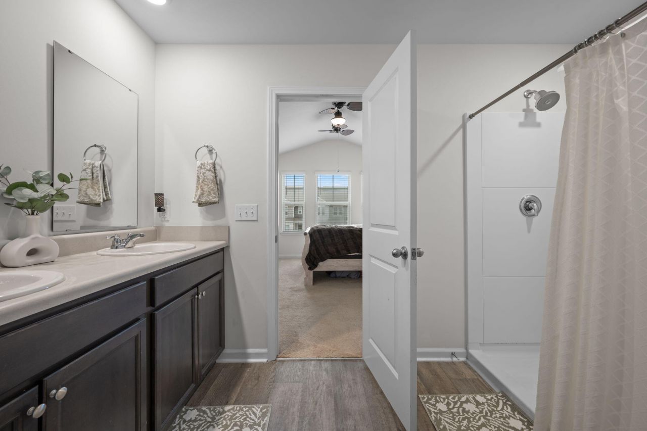 685 Hilchot Drive Photo 17