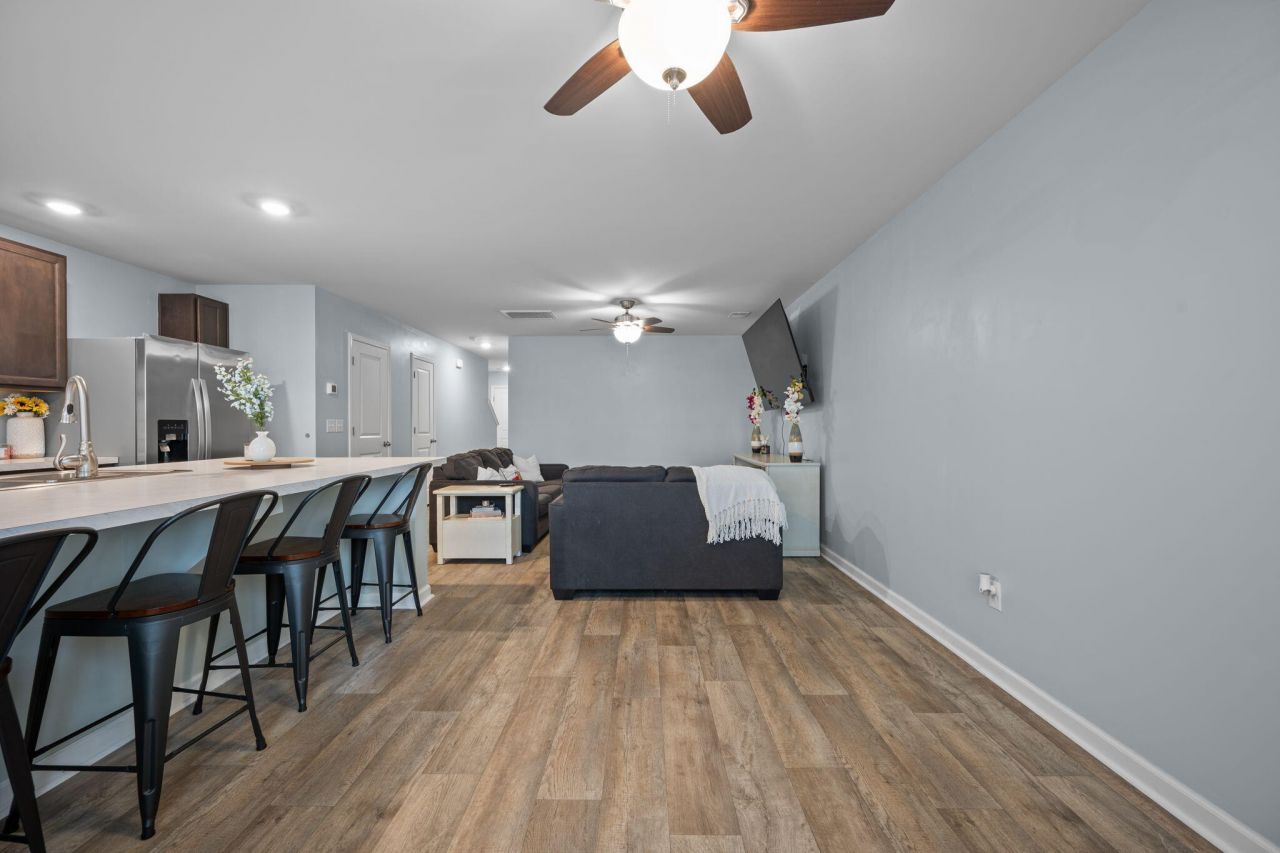 685 Hilchot Drive Photo 29