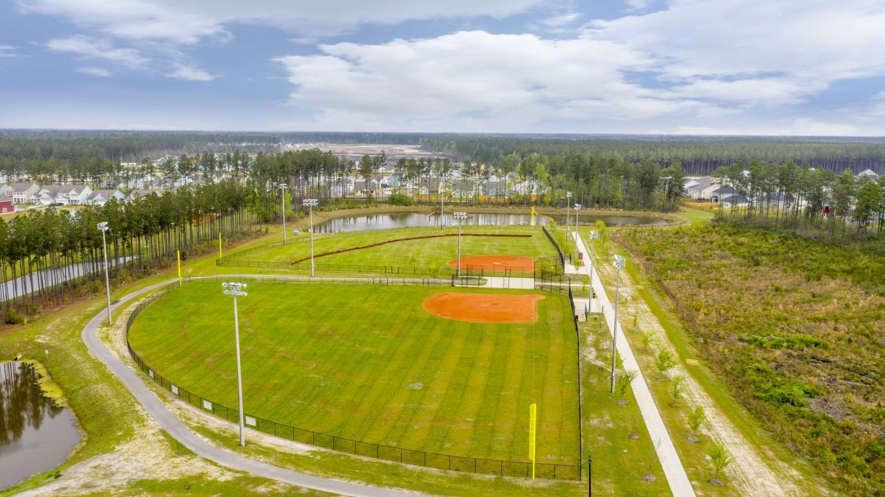 685 Hilchot Drive Photo 40