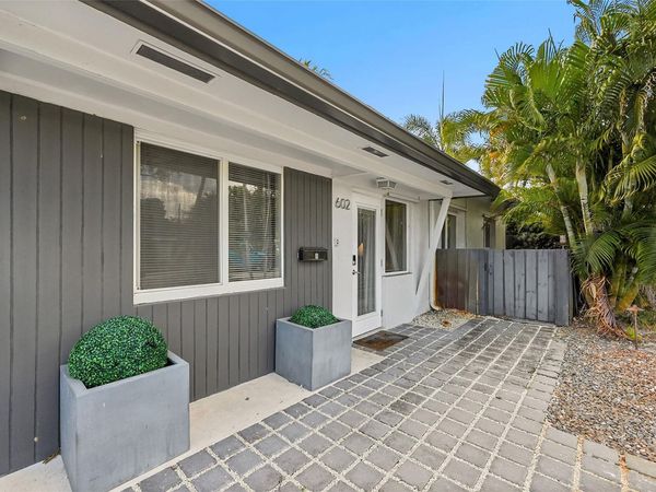 602 NE 27th Street, Unit #1-2, Fort Lauderdale, FL 33334