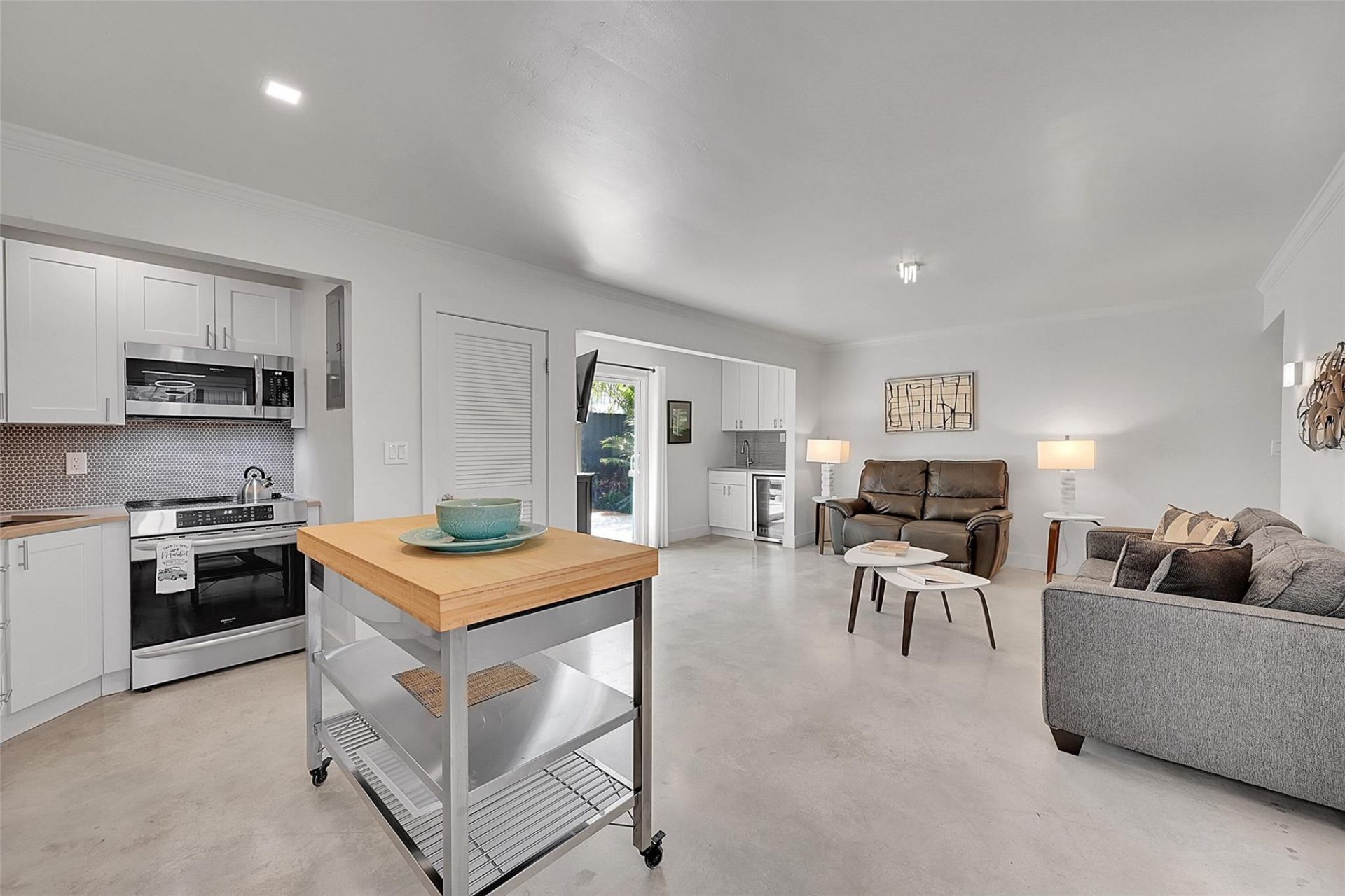 602 NE 27th Street, Unit #1-2, Fort Lauderdale, FL 33334 Photo