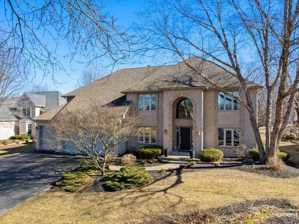 982 Jennifer Court, Sugar Grove, IL 60554