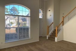 2180 Andover Way photo 4