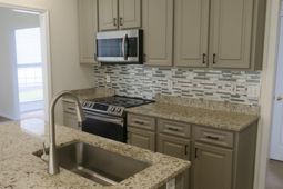 2180 Andover Way photo 4