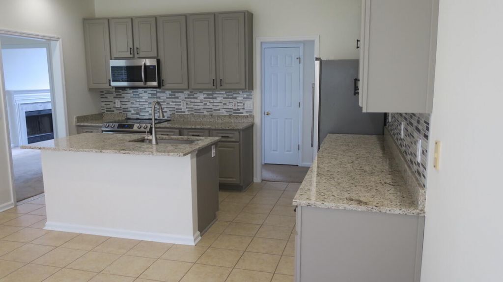 2180 Andover Way Photo 7