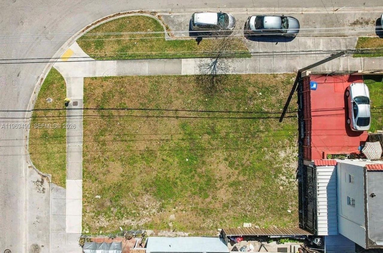 2600 NW 23rd Ave, Miami, FL 33142 Photo