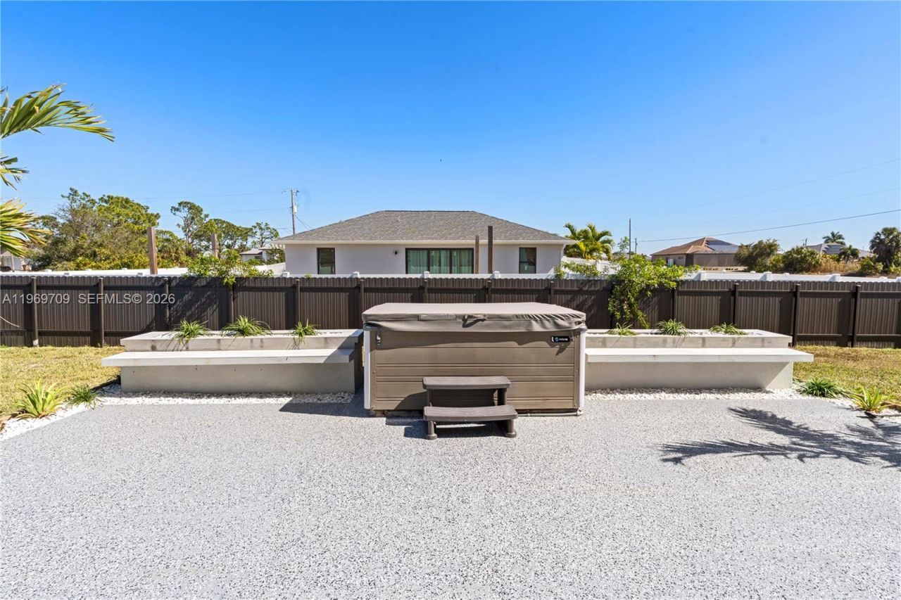 401 NW 27th Ave, Cape Coral, FL 33993 Photo