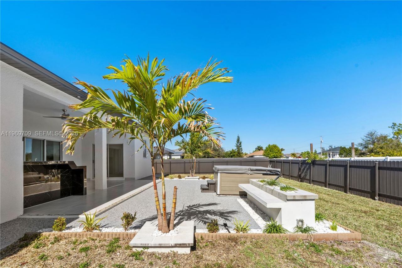 401 NW 27th Ave, Cape Coral, FL 33993 Photo