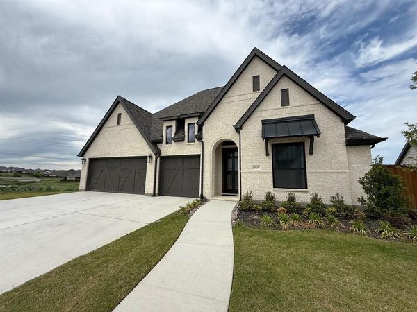 10440 Gray Hills Drive, Fort Worth, TX 76126