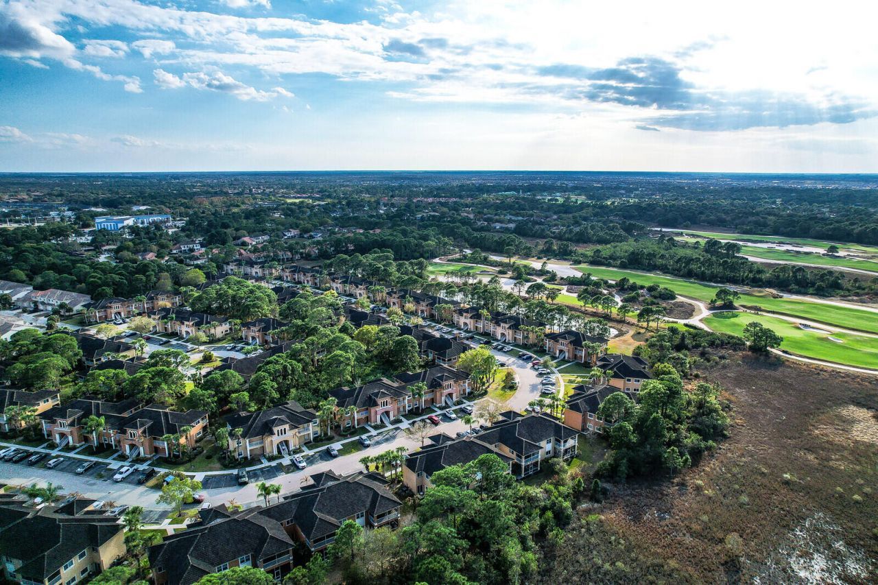 8266 Mulligan Circle, Unit 2611, Port Saint Lucie, FL 34986 Photo