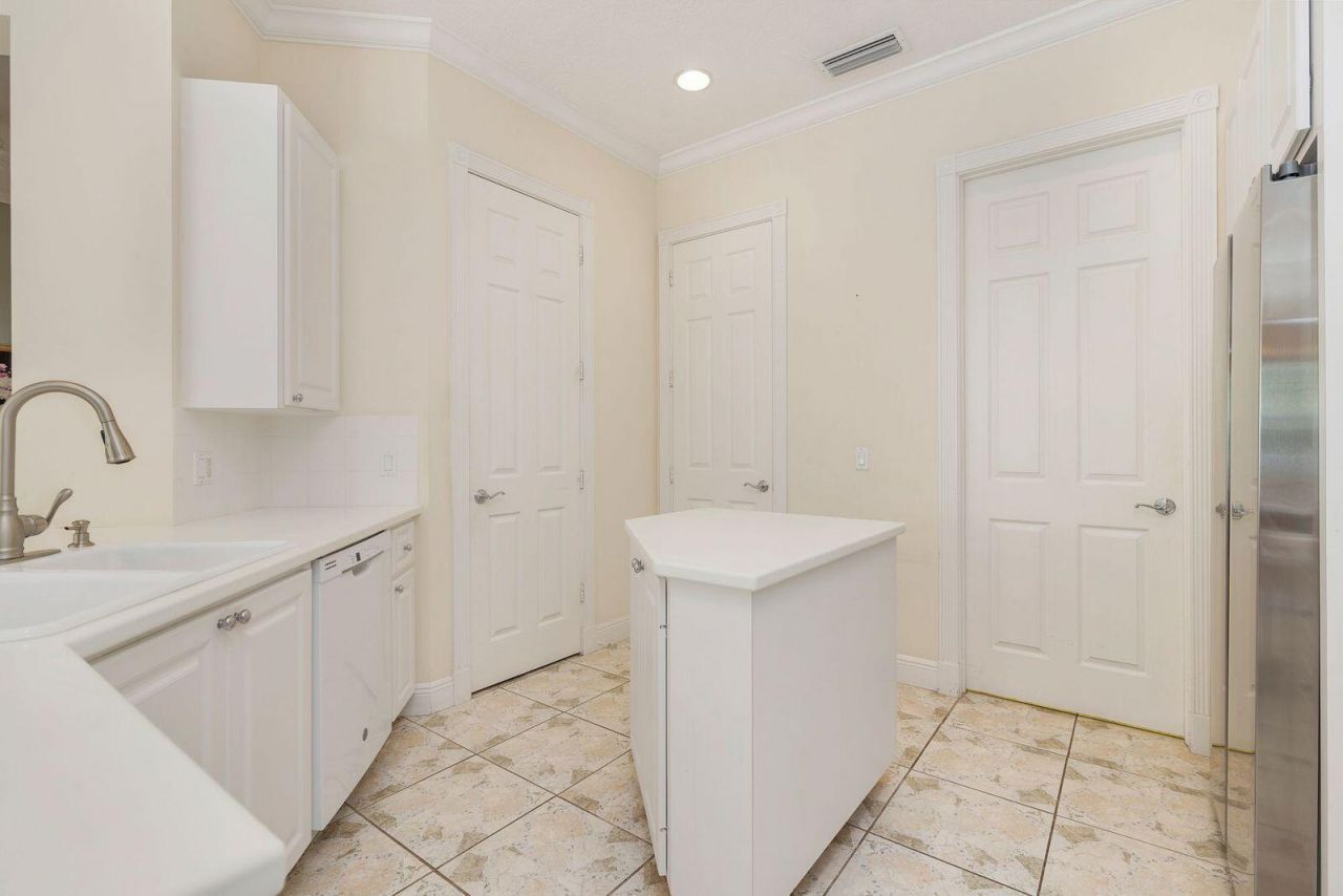 1910 Breakers Pointe Way, West Palm Beach, FL 33411 Photo