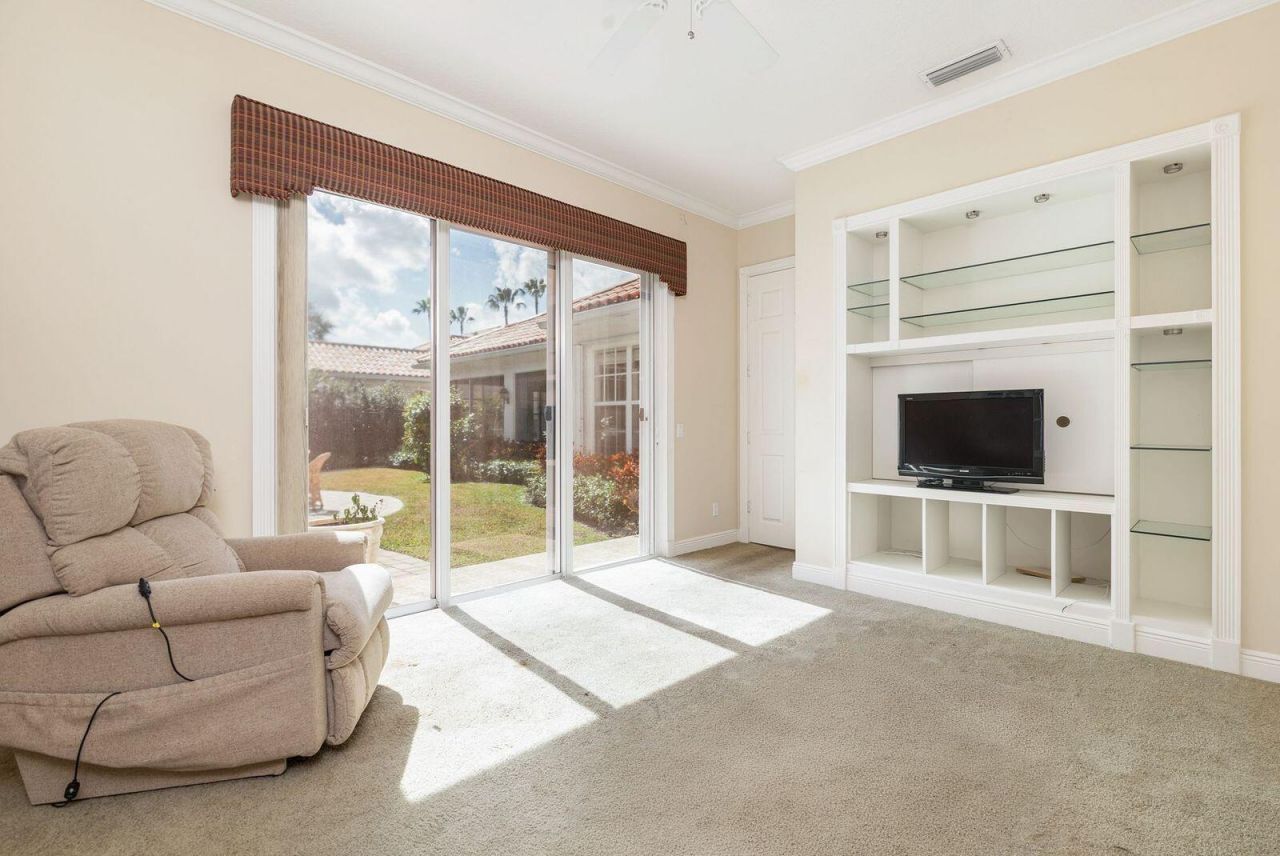 1910 Breakers Pointe Way, West Palm Beach, FL 33411 Photo