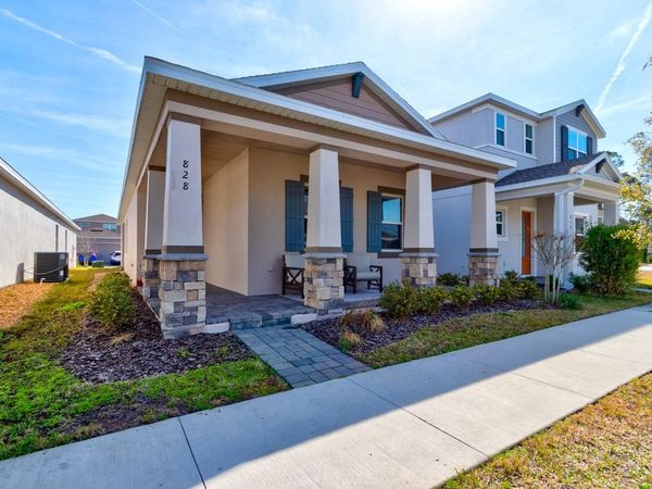 828 MIDDLETON STREET, DEBARY, FL 32713