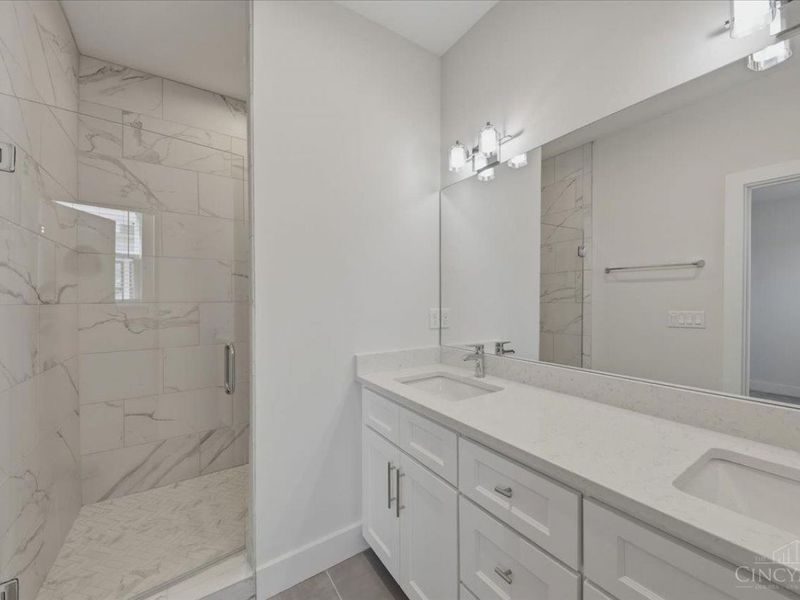 3908 Edwards Road, Unit C, Cincinnati, OH 45209 Photo 43