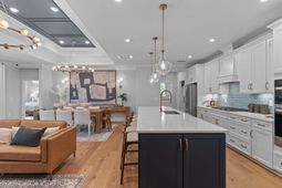 2529 Spring Rise Dr photo 4