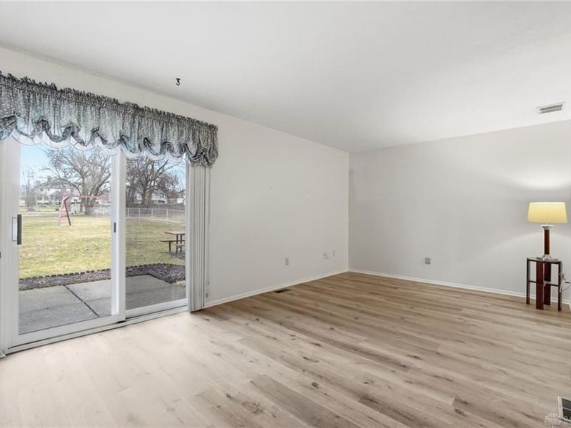 3054 Maginn Drive, Beavercreek, OH 45434 Photo 12