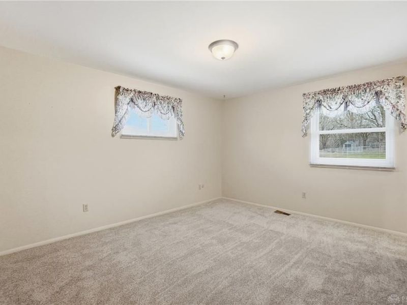 3054 Maginn Drive, Beavercreek, OH 45434 Photo 14