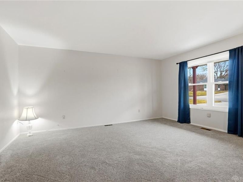 3054 Maginn Drive, Beavercreek, OH 45434 Photo 5