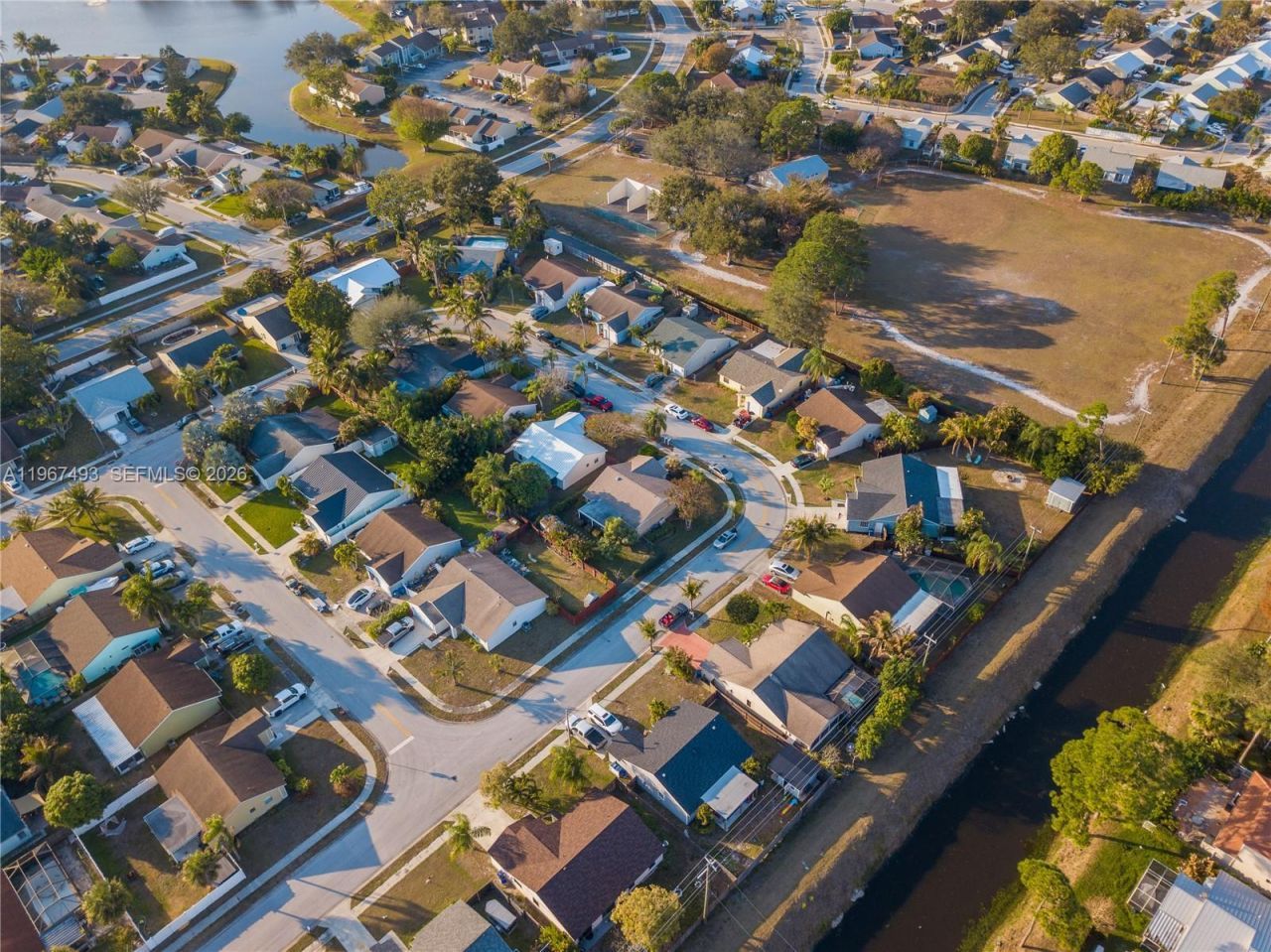 131 Rosewood Cir, Jupiter, FL 33458 Photo