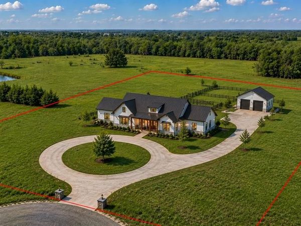 2810 Maple Road, Celeste, TX 75423