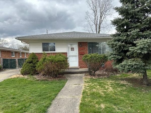 18547 Hillcrest Street, Livonia, MI 48152