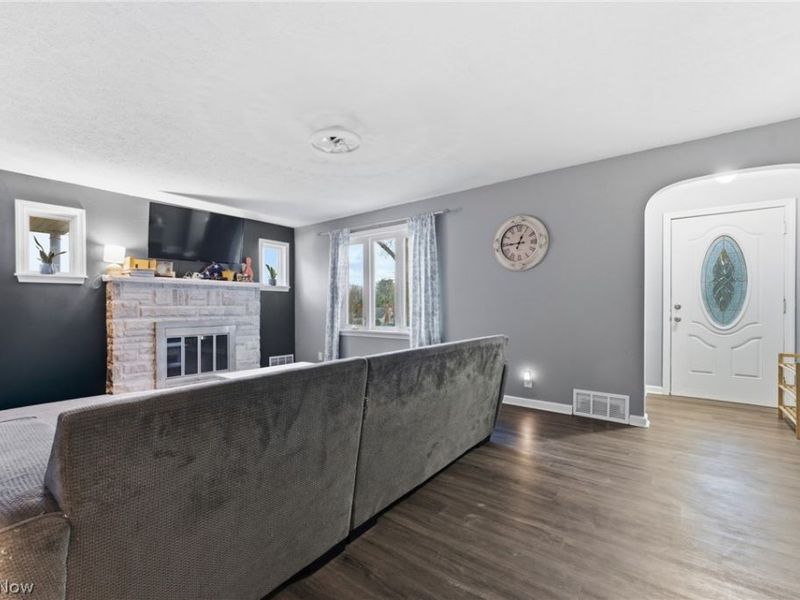 3363 Shepler Church Avenue SW, Canton, OH 44706 Photo 5