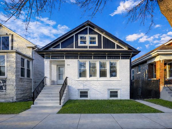 4938 W Wrightwood Avenue, Chicago, IL 60639