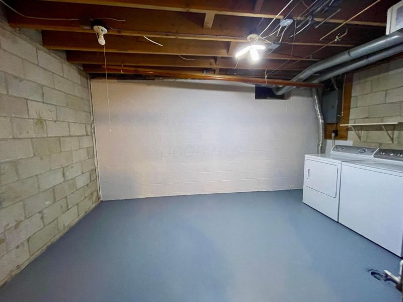 1046 Merrimar Circle N, Unit I, Columbus, OH 43220 Photo 31