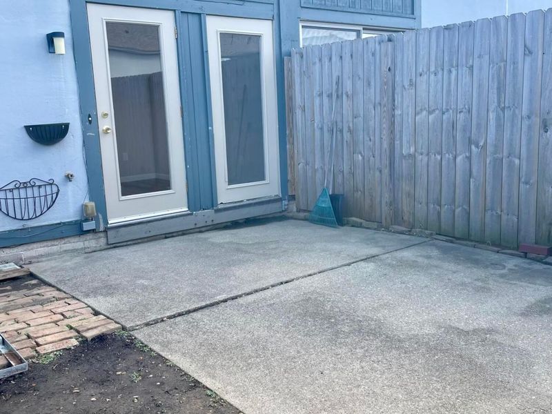 1046 Merrimar Circle N, Unit I, Columbus, OH 43220 Photo 34