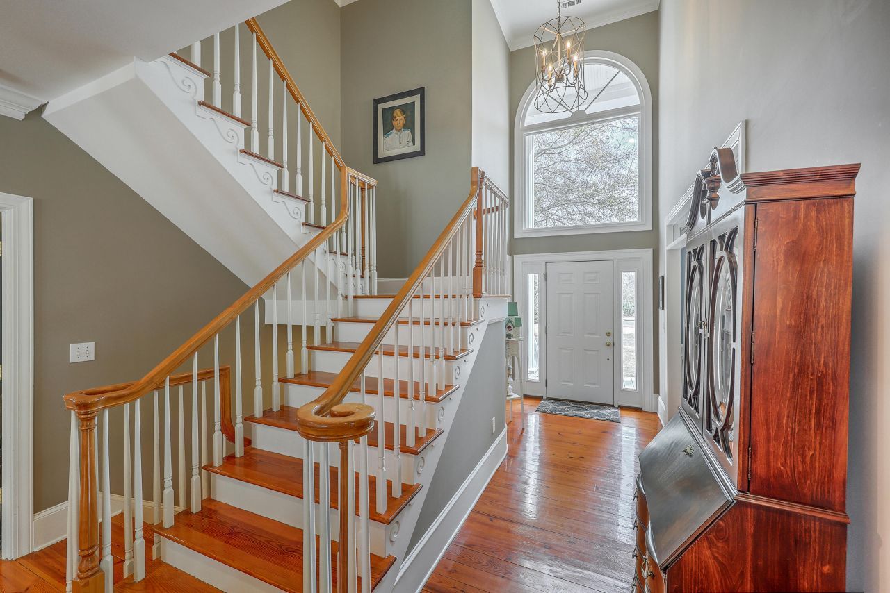 2104 Williams Veneer Court Photo 8