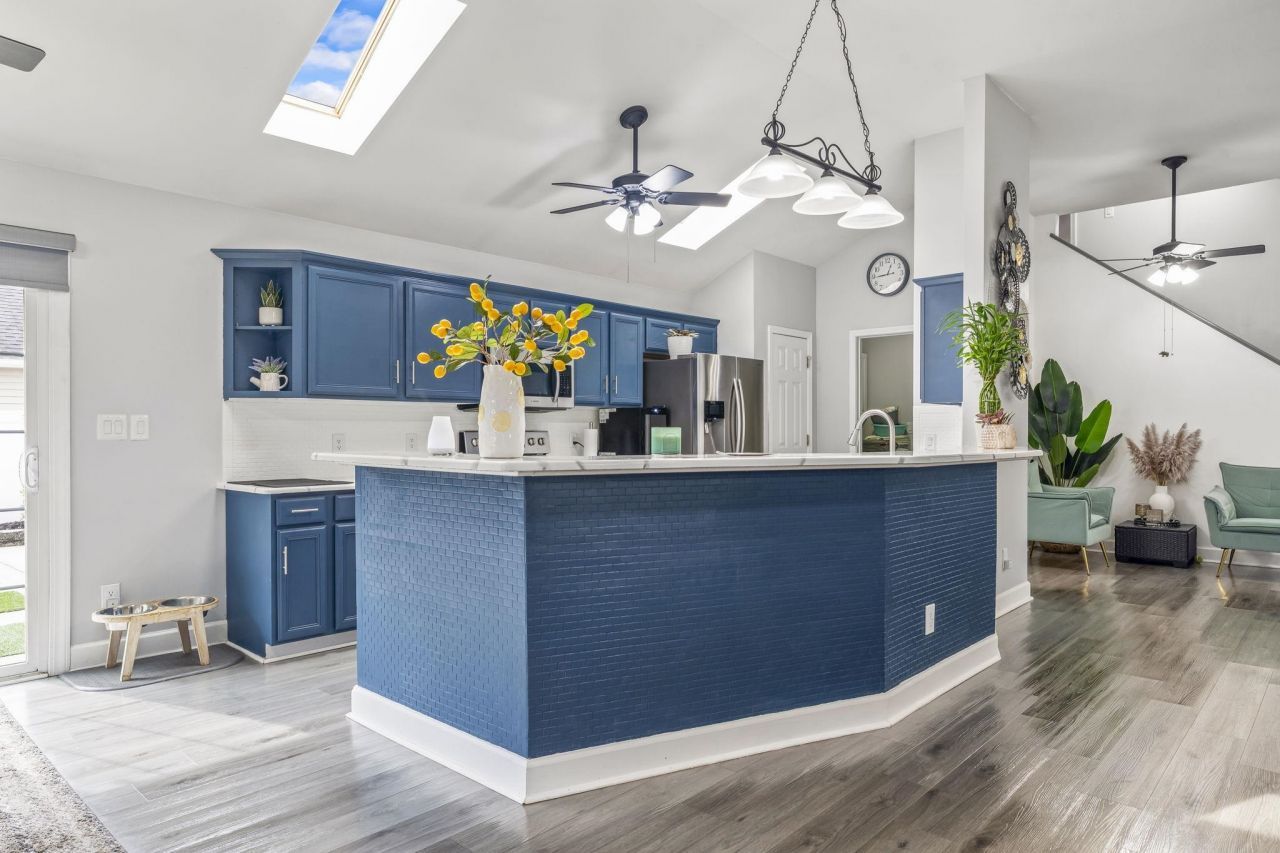 1200 Great Lakes Circle Photo 11