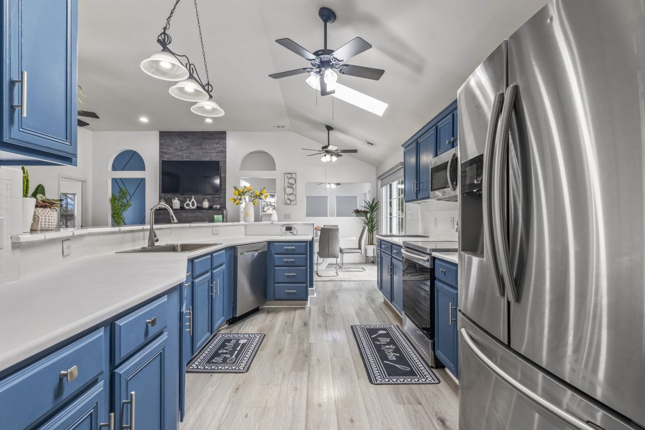 1200 Great Lakes Circle Photo 12