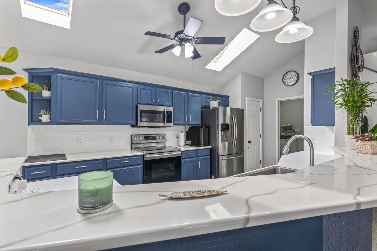 1200 Great Lakes Circle Photo 15