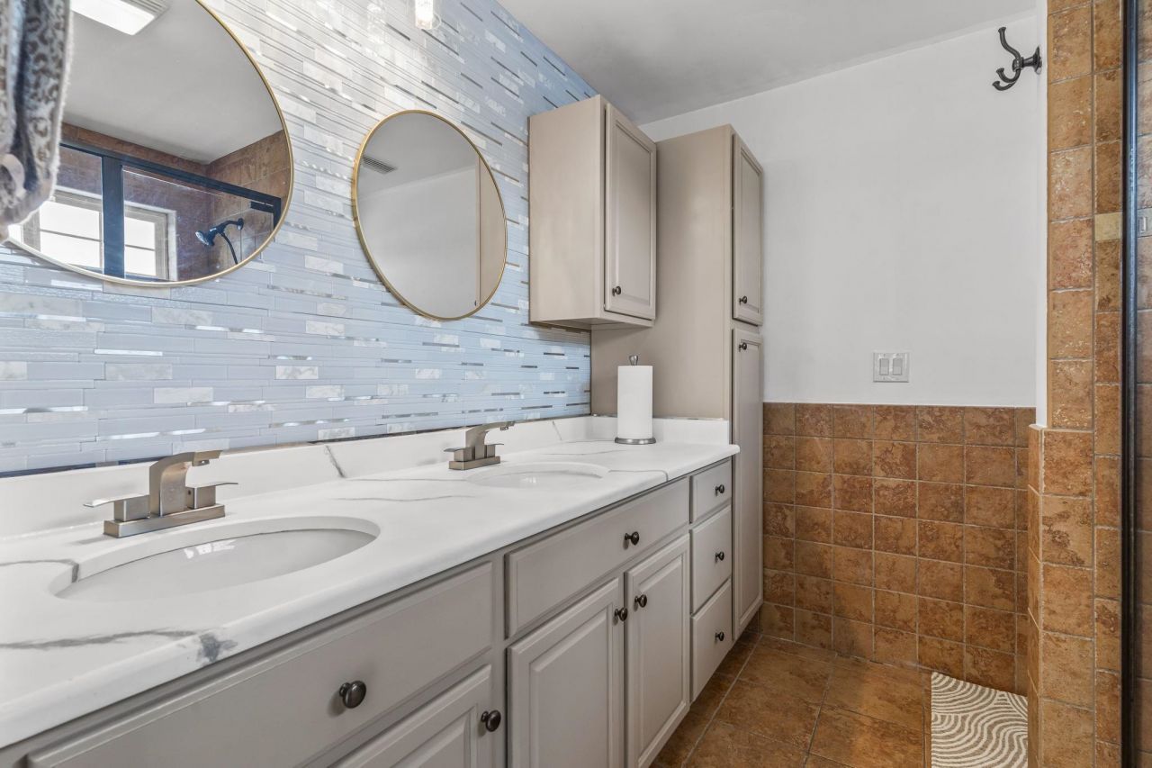 1200 Great Lakes Circle Photo 20