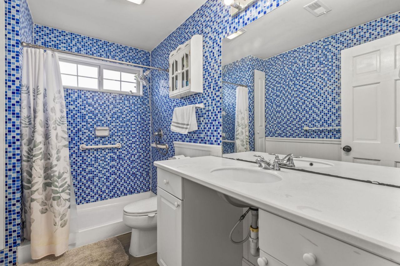 1200 Great Lakes Circle Photo 23