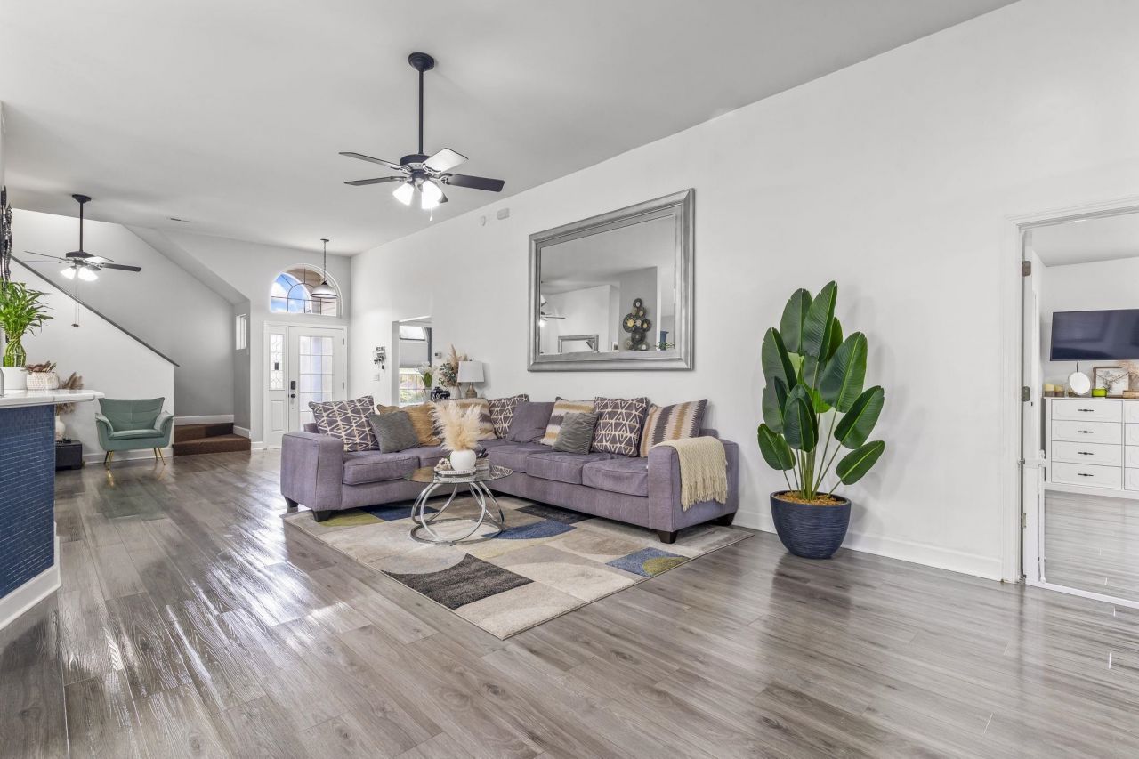 1200 Great Lakes Circle Photo 8