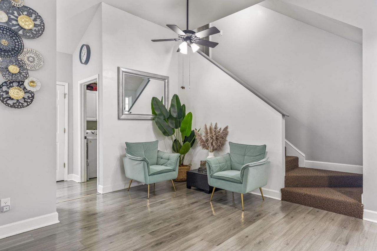 1200 Great Lakes Circle Photo 9