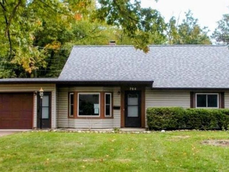 764 Irving Park Boulevard, Sheffield Village, OH 44054 Photo 1