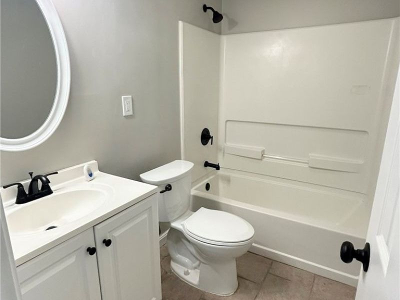 764 Irving Park Boulevard, Sheffield Village, OH 44054 Photo 11